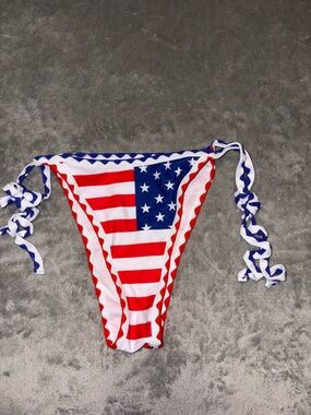 SHEIN Red and White American Flag Print Bikini Bottom